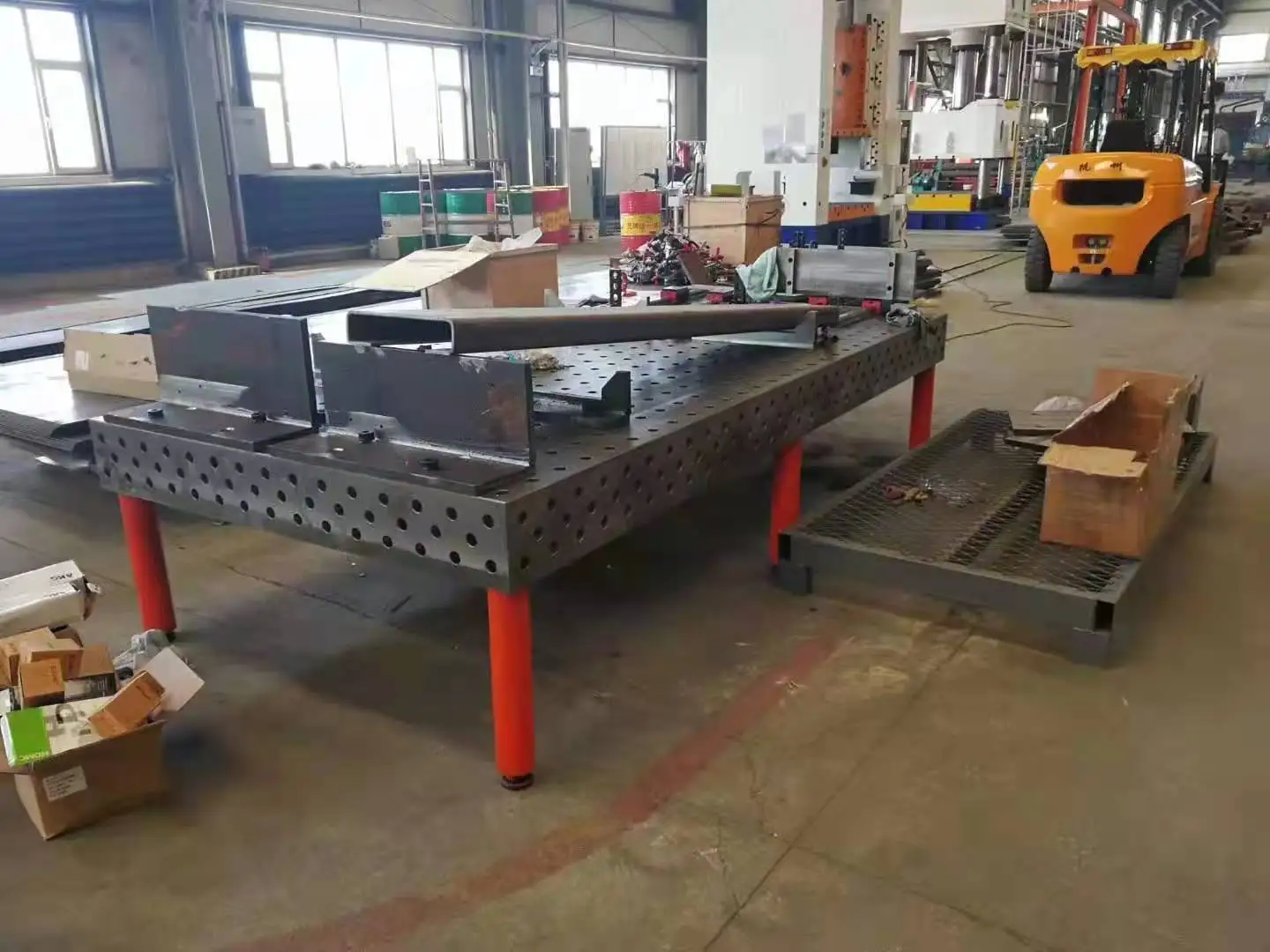 Factory direct sales nitriding multi-size high quality 3d cast iron steel flexible welding platform table