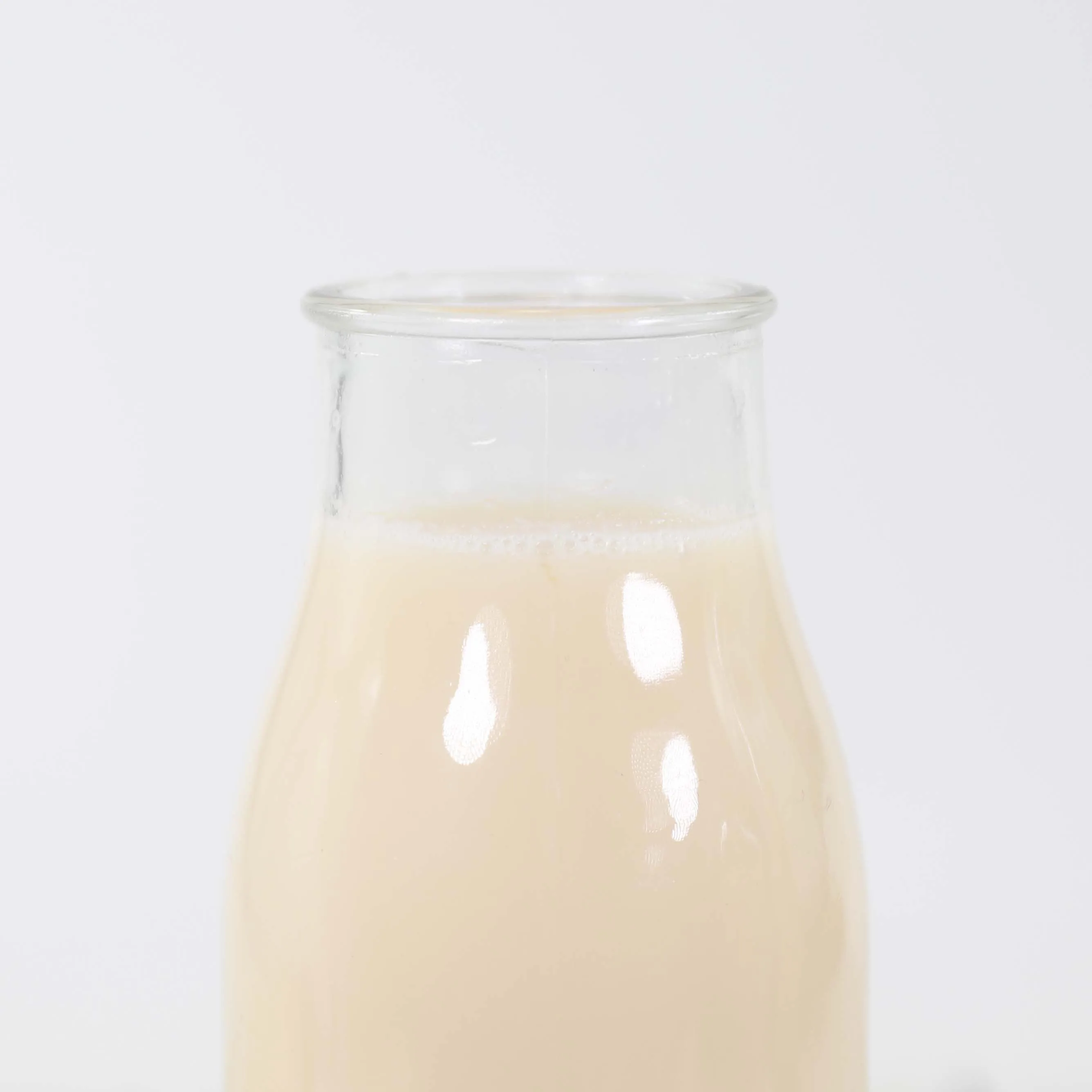 Factory outlet sale recyclable 300ml glass milk bottle with cork