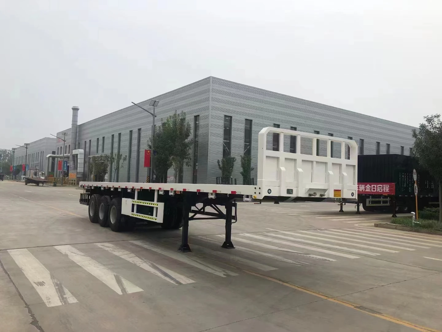 Best Selling 40ft Flatbed Trailer 3 Axles Container Transport Flat Deck Flatbed Logistics Trailer