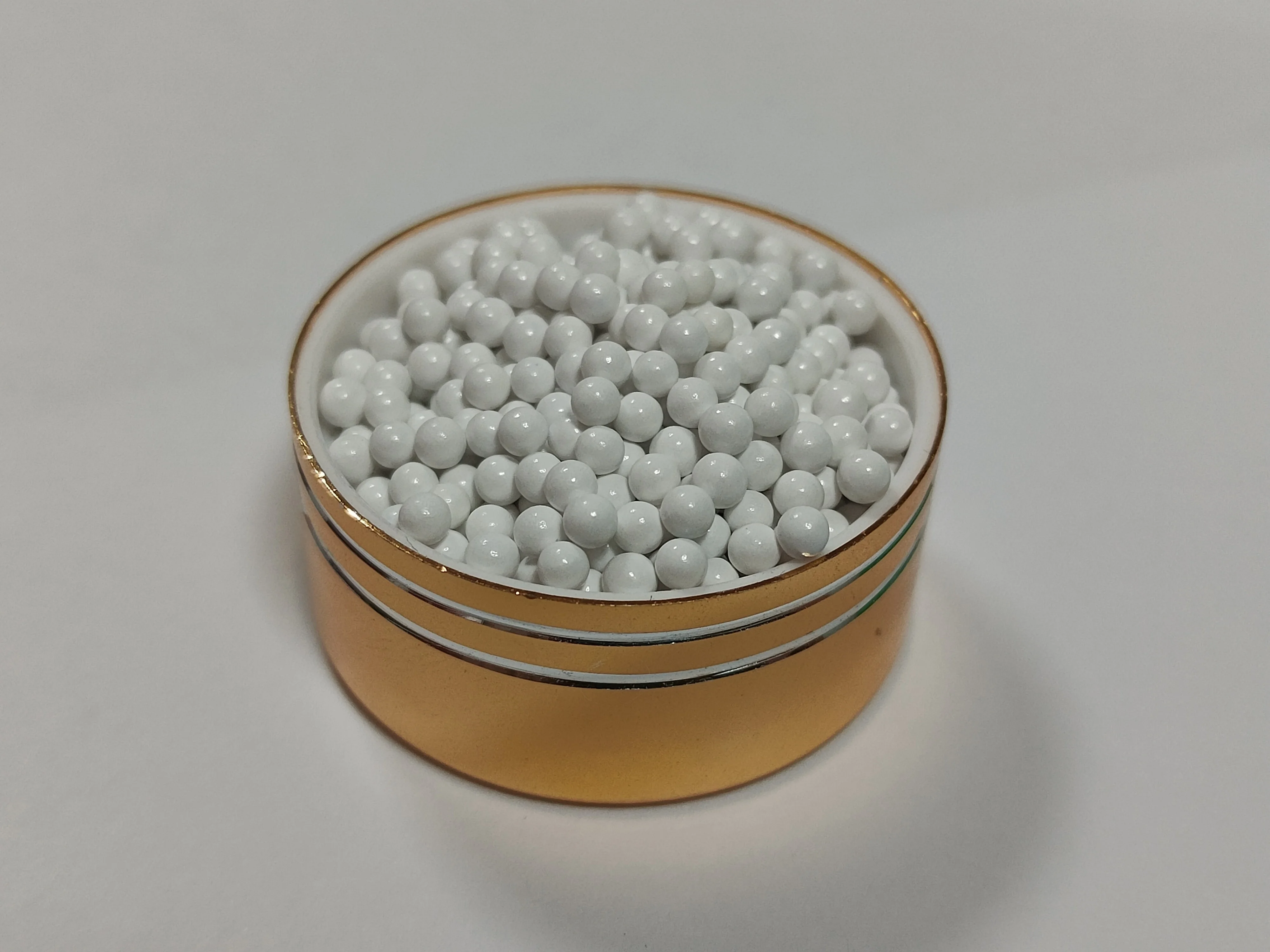 High purity alumina ceramic China beads factory price  support ceramic ball  aluminum ball