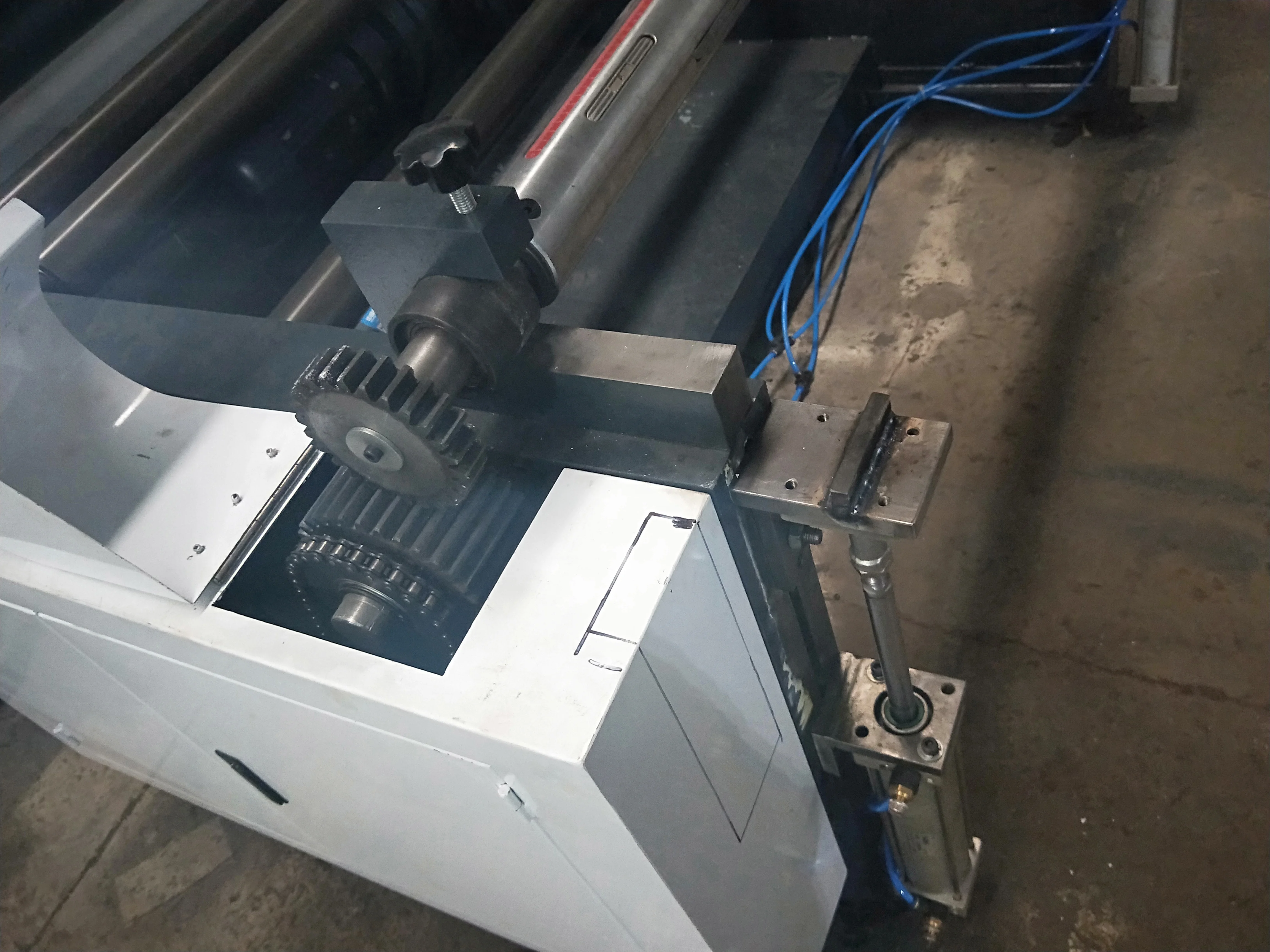 Hot Sale Pneumatic Gold Foil Digital Leather Logo Embossed Hot Stamping Machine