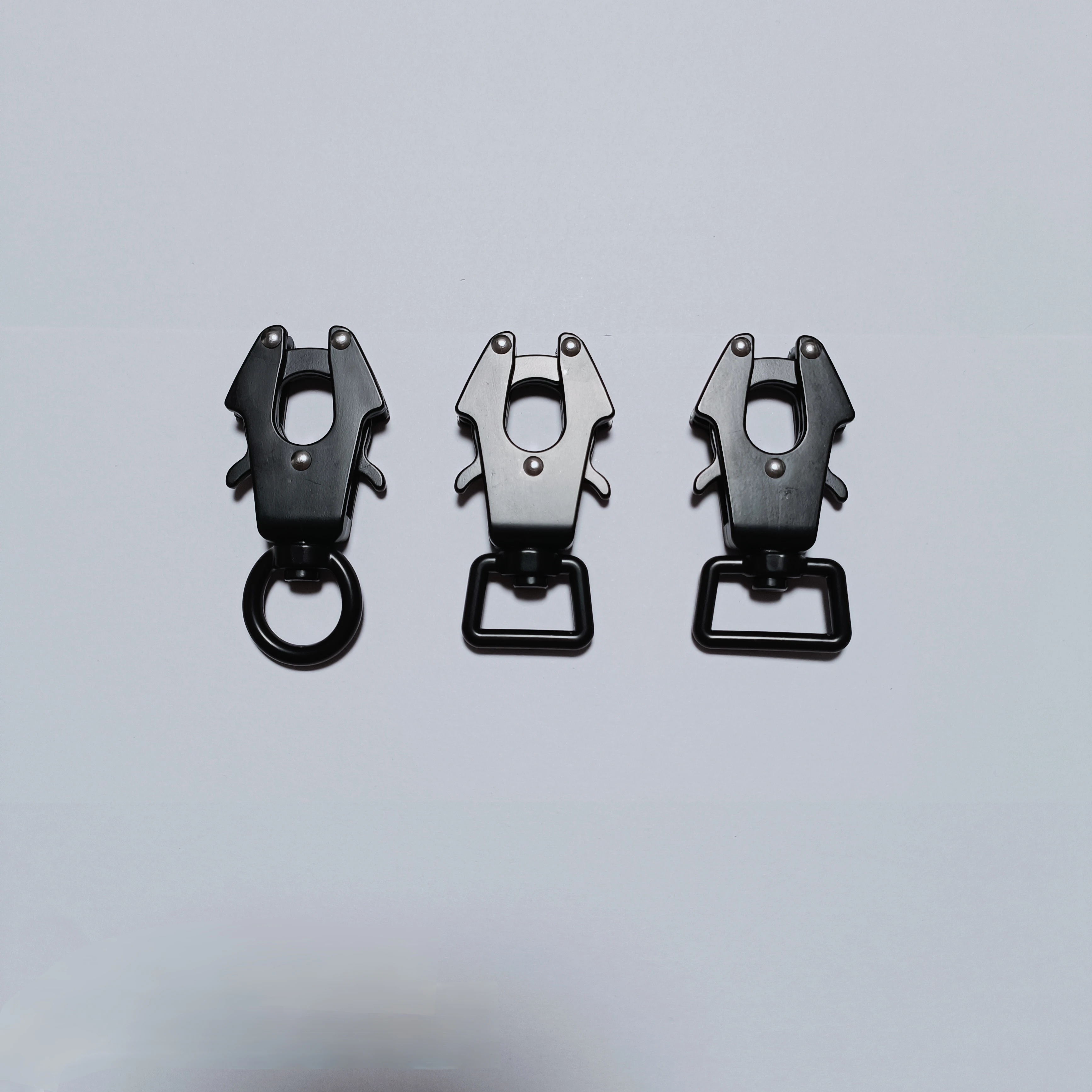 20mm metal zinc alloy steel Frog swivel carabiner dog pet carabiner hook
