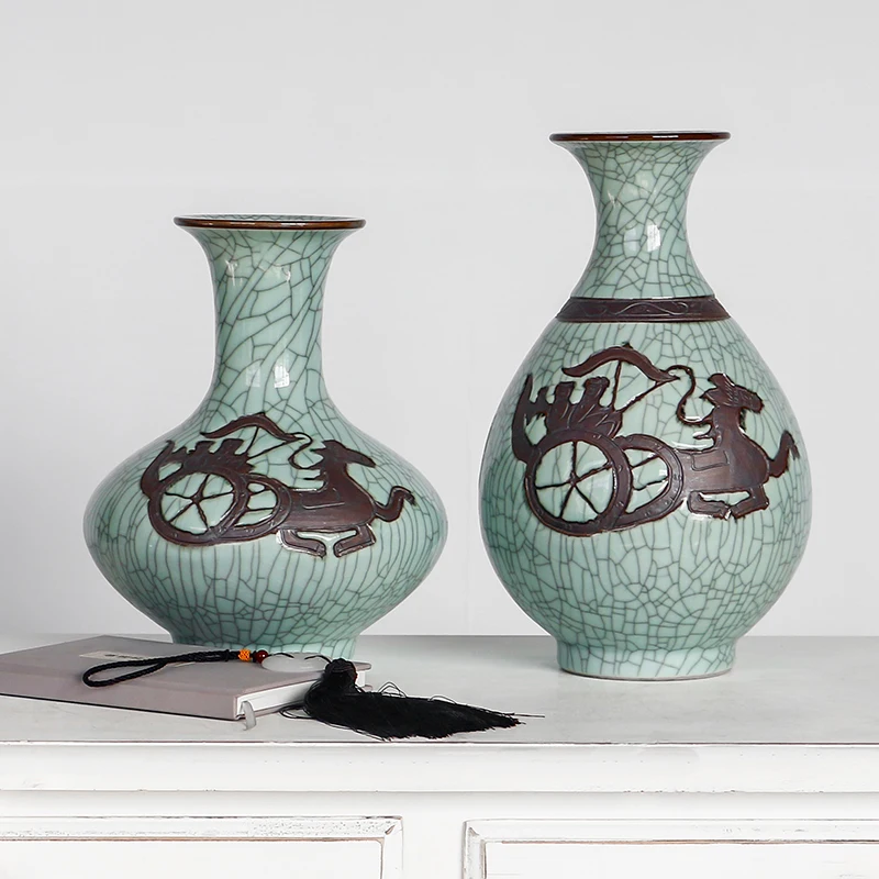 Chinese 3D Ceramic Art Handmade Antique Ice Crack Glaze Paint Pottery Vases Porcelain Vintage Flower Vase For Dining Table
