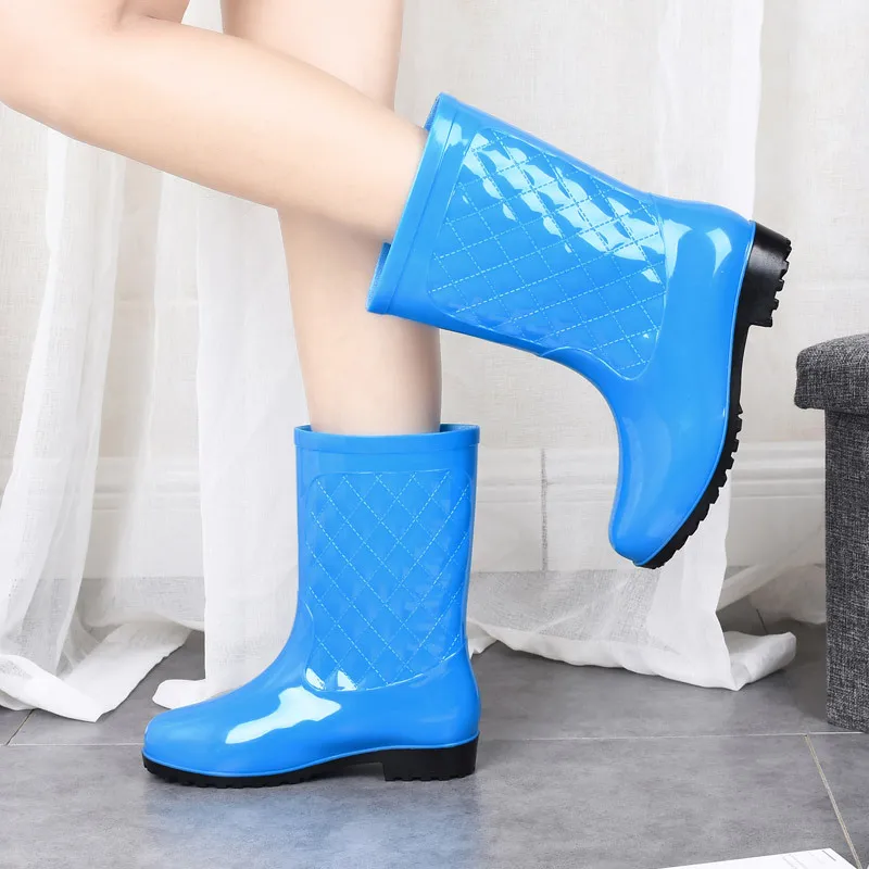 Cheap price rain boots for women anti slip low price factory PVC rain shoes