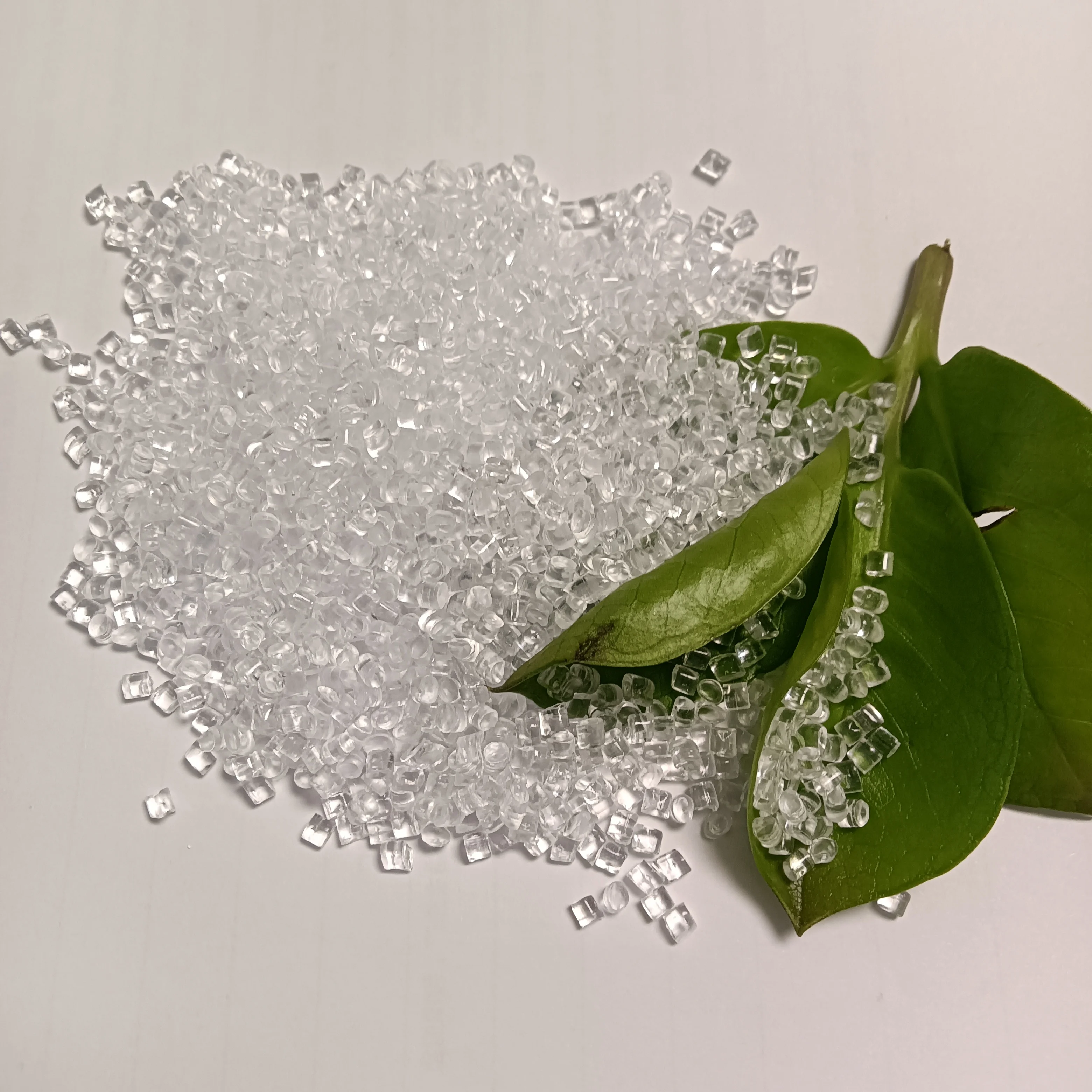 Low price and high rigidity Polycarbonate  PC-110  plastic pellet raw material for communication equipment