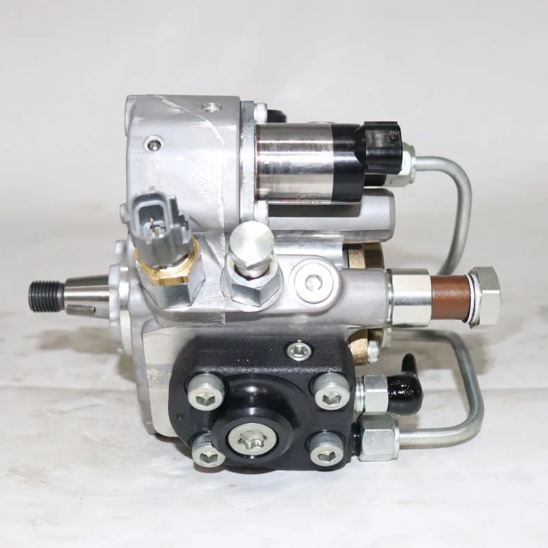 Isuzu 8-976058946-8 294050-0424 6HK engine high pressure oil pump diesel pump