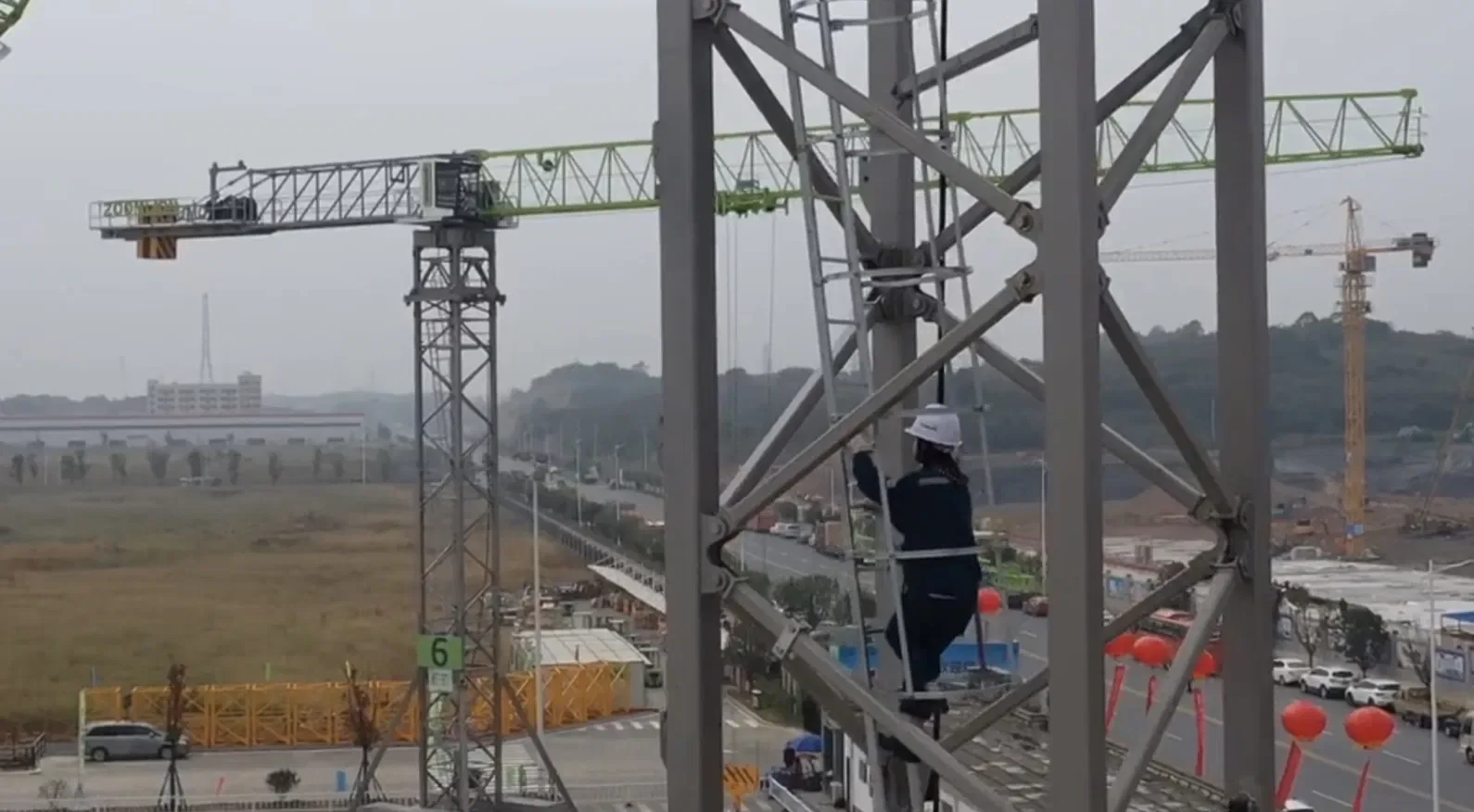 Factory Price Zoomlion Second-Hand Wa350-20ha Tower Crane