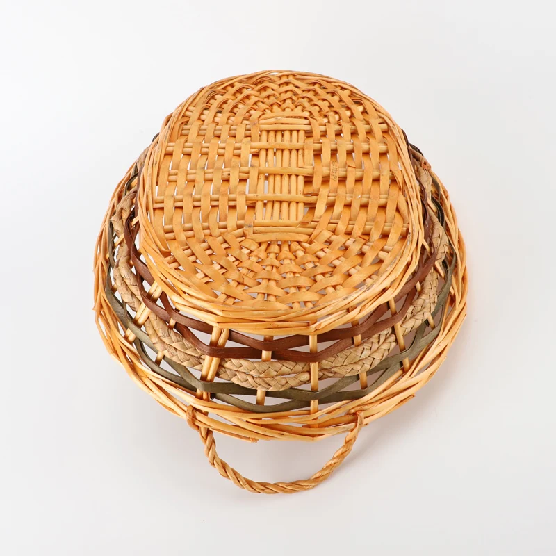 High Quality Hand-woven Oval Wicker Basket Storage Tray with Handles