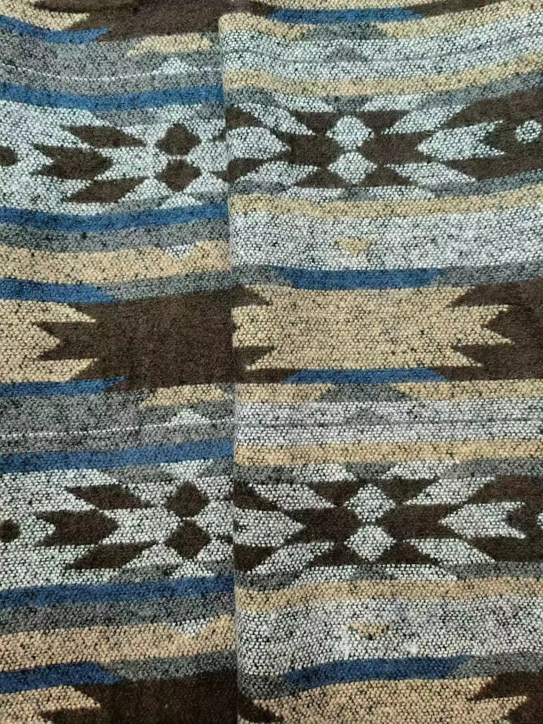 Wholesale price customized Southwest style aztec pattern poyester/wool jacquard fabric