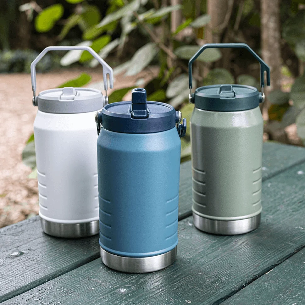 White Reusable Beer Growler Water Bottles Stainless Steel 1 Gallon Water Bottles 4 Litre Jug 2000Ml Thermos Vacuum Flask Arabic