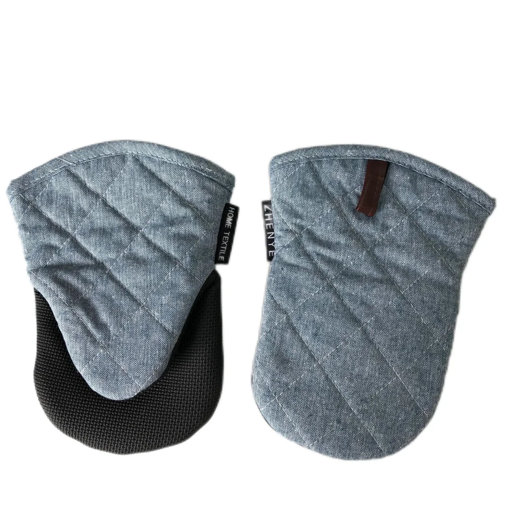 Customized wholesale OEM BBQ home textile restaurant High quality neoprene oven mitt rubber silicone duck oven mitts