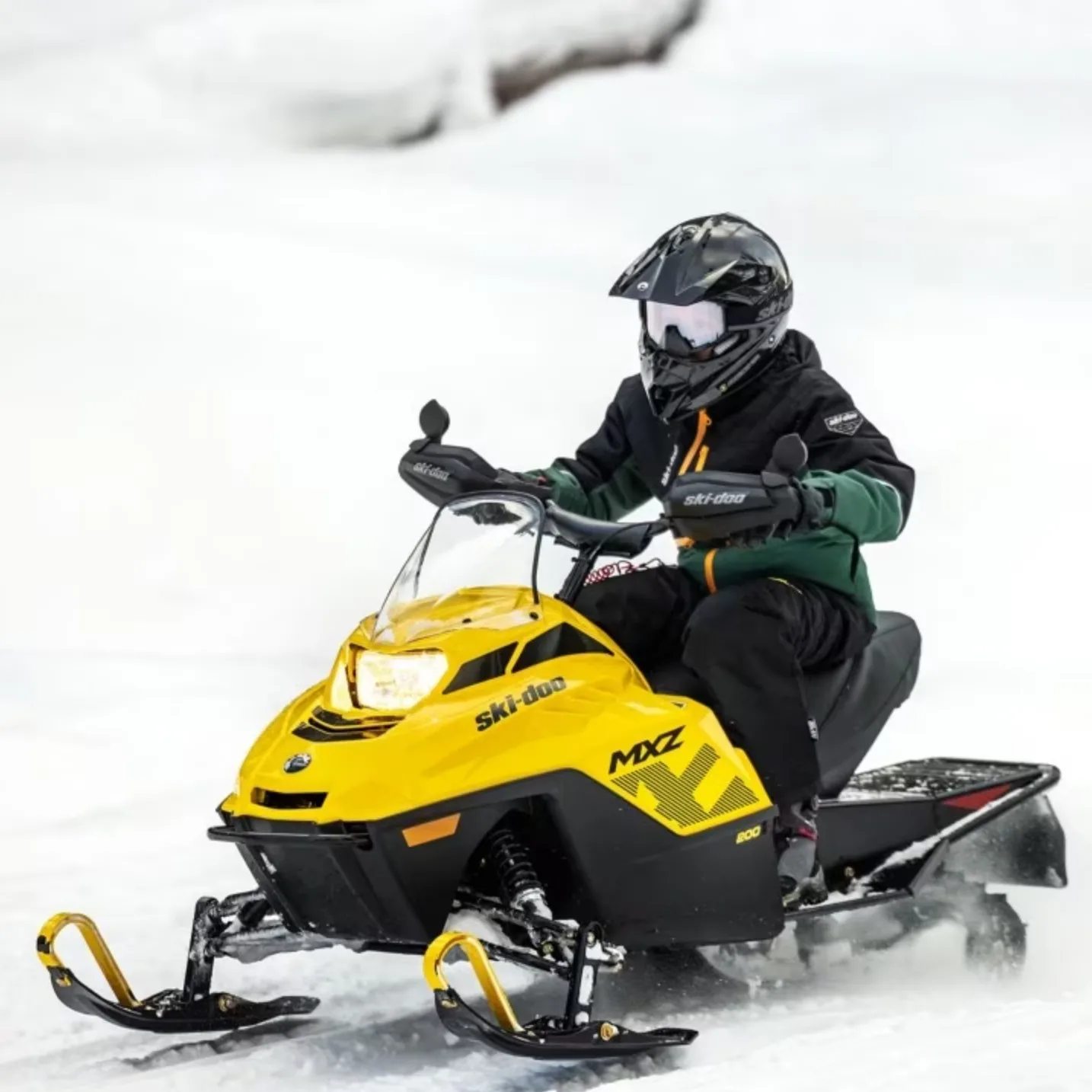 BEST SELLING 2023 ski doo Snowmobile 120 200 Swltchback