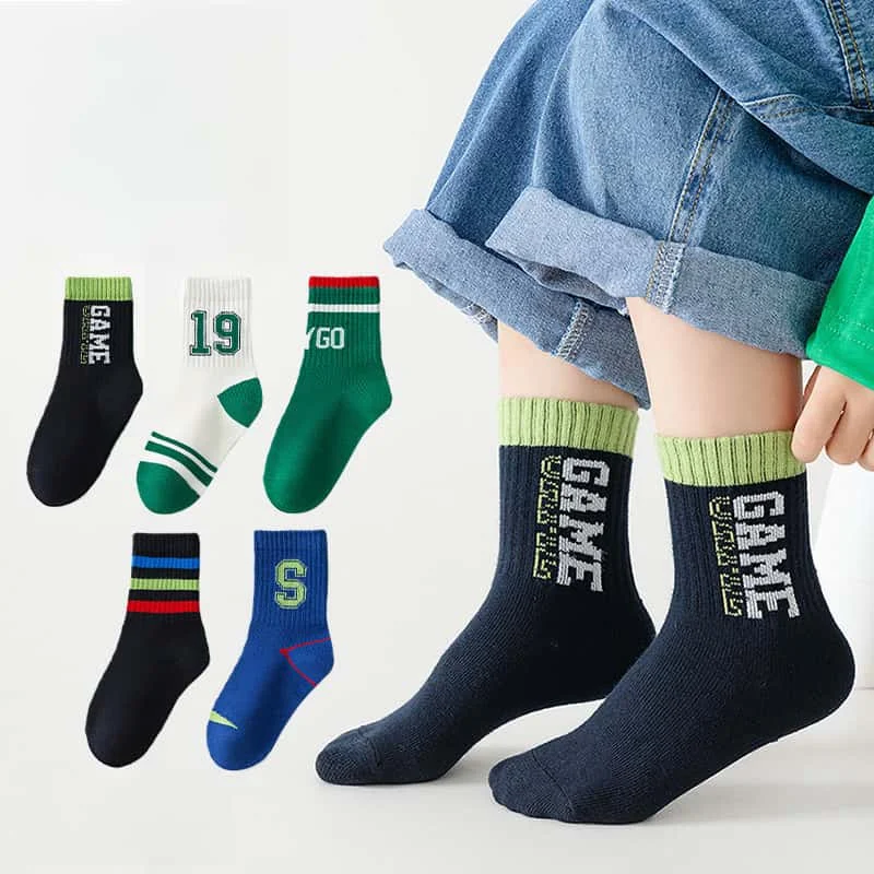 Autumn Winter Trend Breathable Cotton Baby Dress Socks for Boys Wholesale Cartoon Tube Design Knitted Dress Socks for Kids