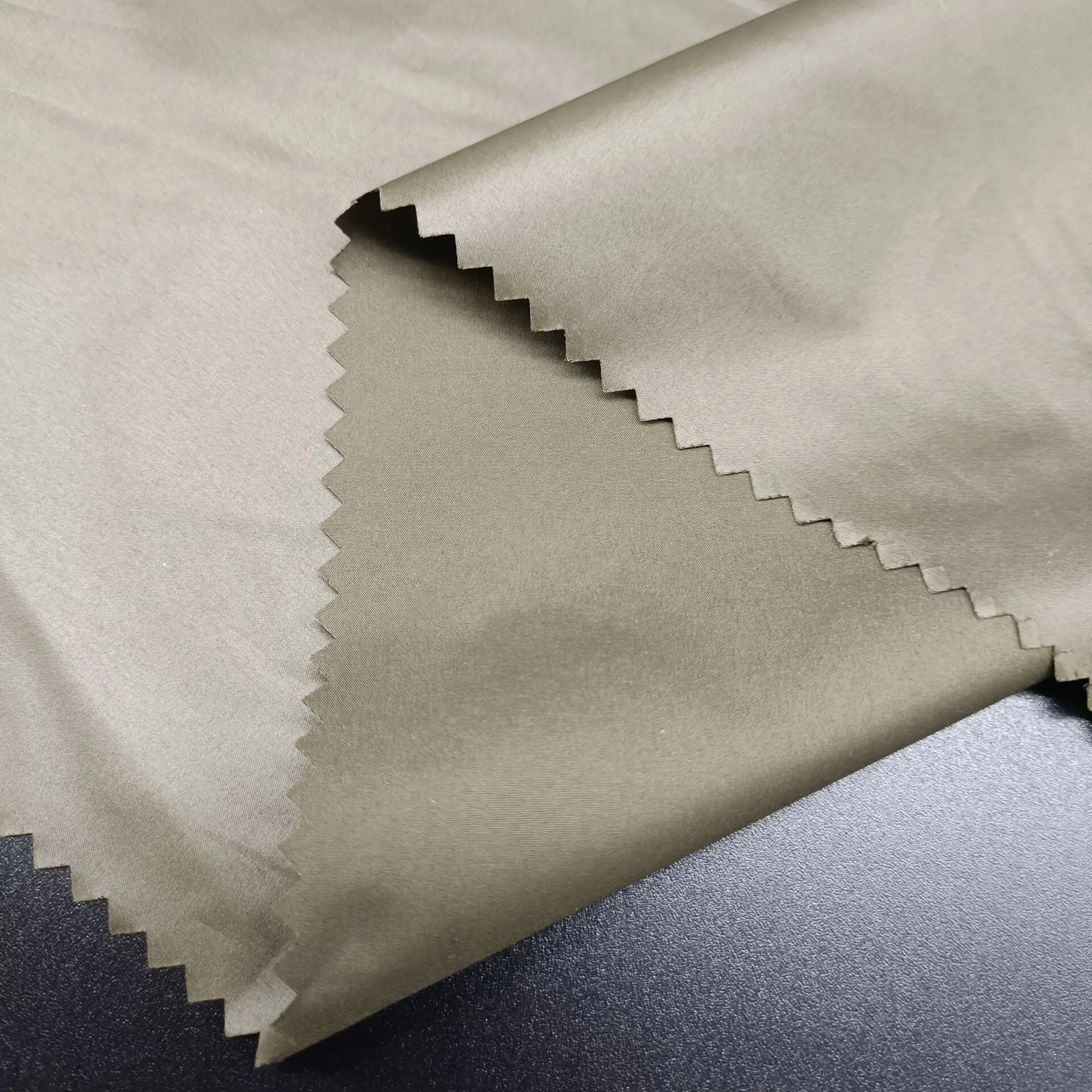 down proof microfiber fabric 100 polyester waterproof fabric polyester pongee stock lot fabrics in china