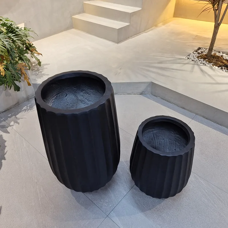 China Manufacturer Wholesale Big Flower Vase Fiberglass Tree Pots Outdoor Decor Planters Fibre Clay Pots for Plants