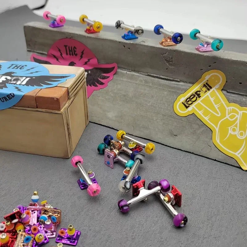 New 32mm 34mm alloy Single Axle finger skateboard fingerboard  truck with Lock Nuts