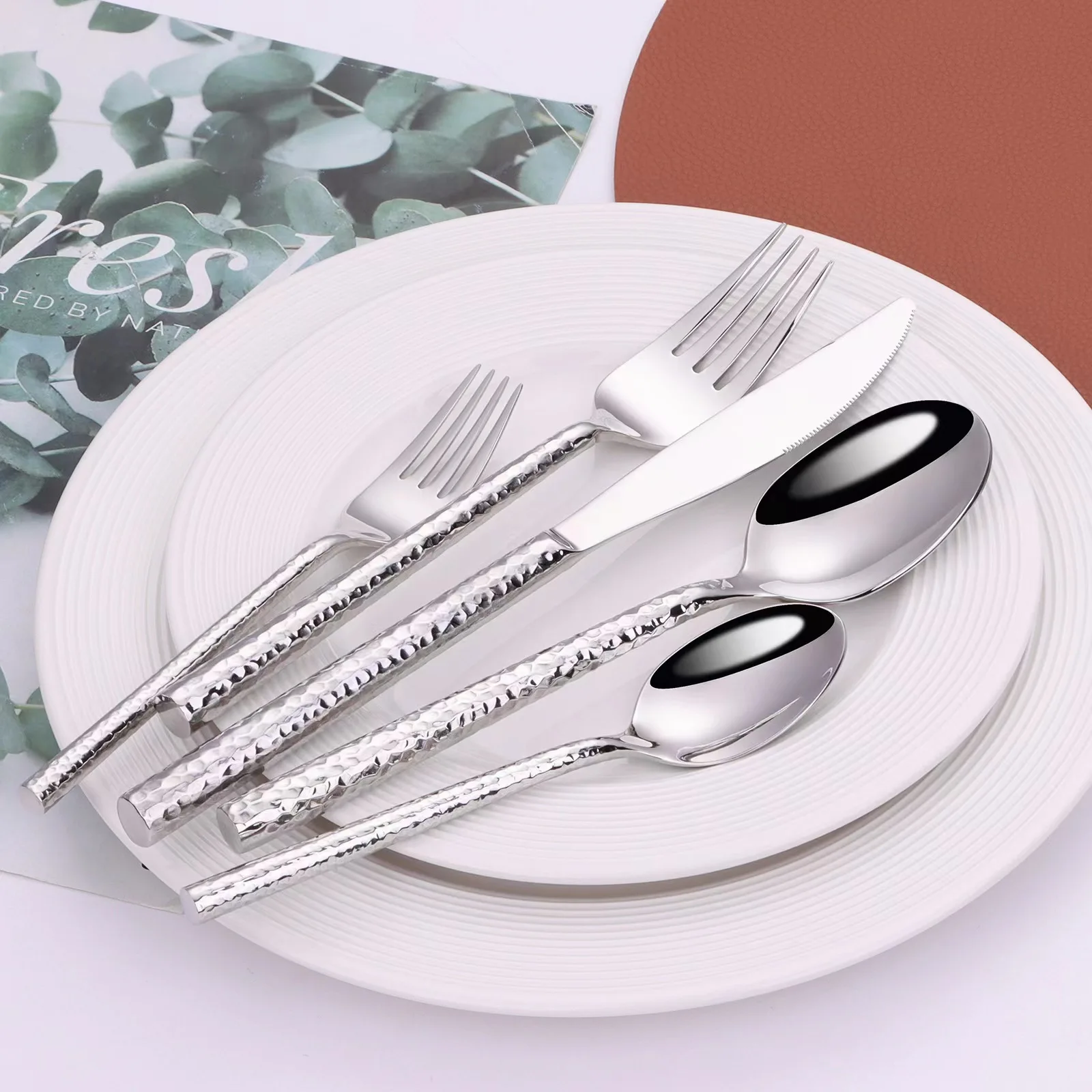 5 Pcs Creative Hammered Pattern Cutlery Set Western Stainless Steel Knife Fork Spoon Dinnerware Set Kitchen Tableware