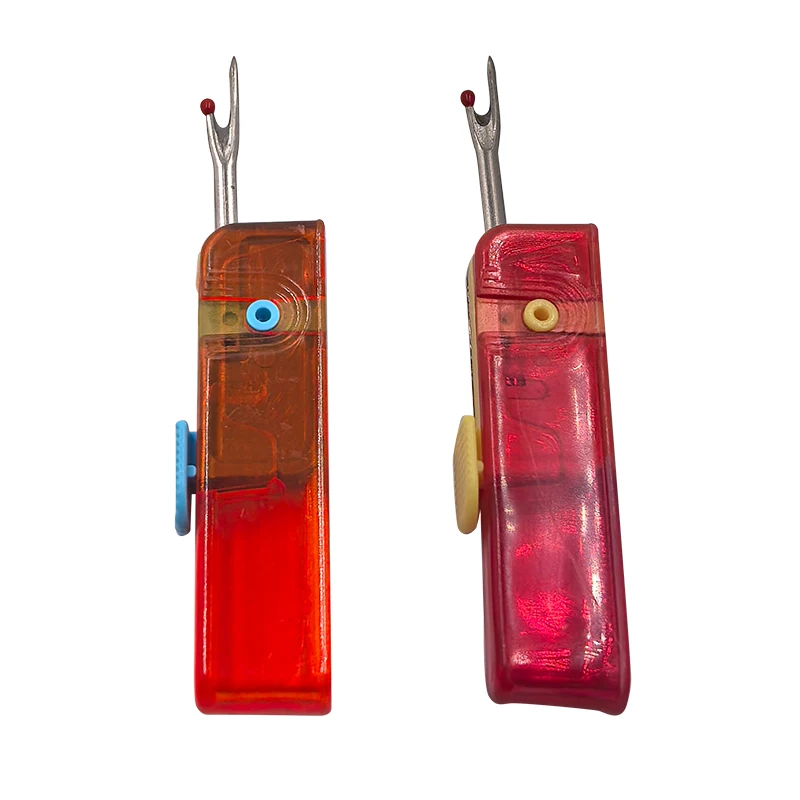 Sewing Accessories Steel Needle and Thread Stripper with Plastic Handle and Cover Seam Ripper for Sewing Process