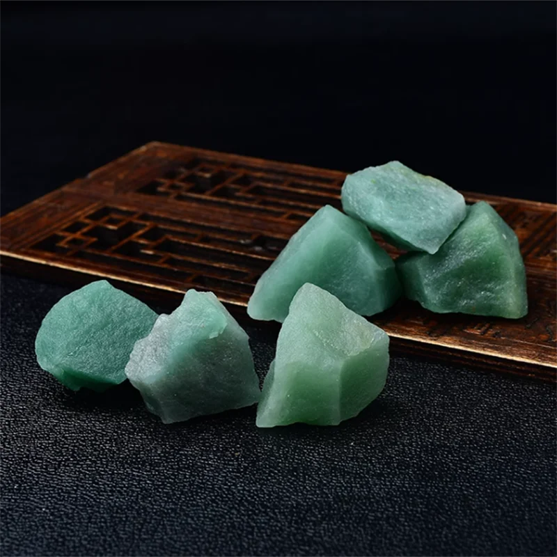 Manufacturers supply natural green Donglin stone loose incense stone degaussing stone