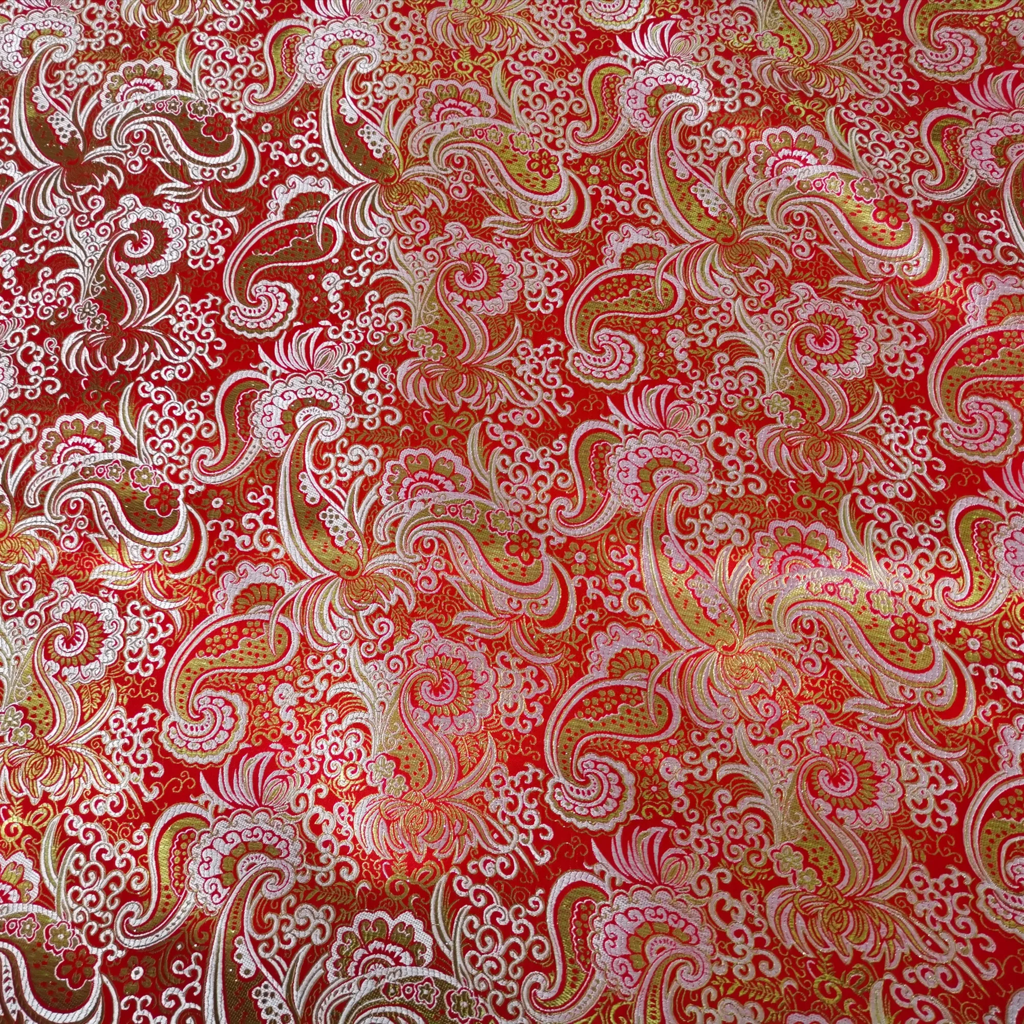 Fashion Design Light Weight Shiny Polyester  Fabric Brocade Metallic Jacquard