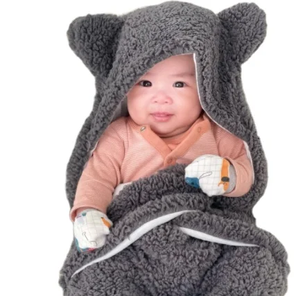 Super soft feel new design OEM service 100% polyester swaddle sherpa baby swaddle bear