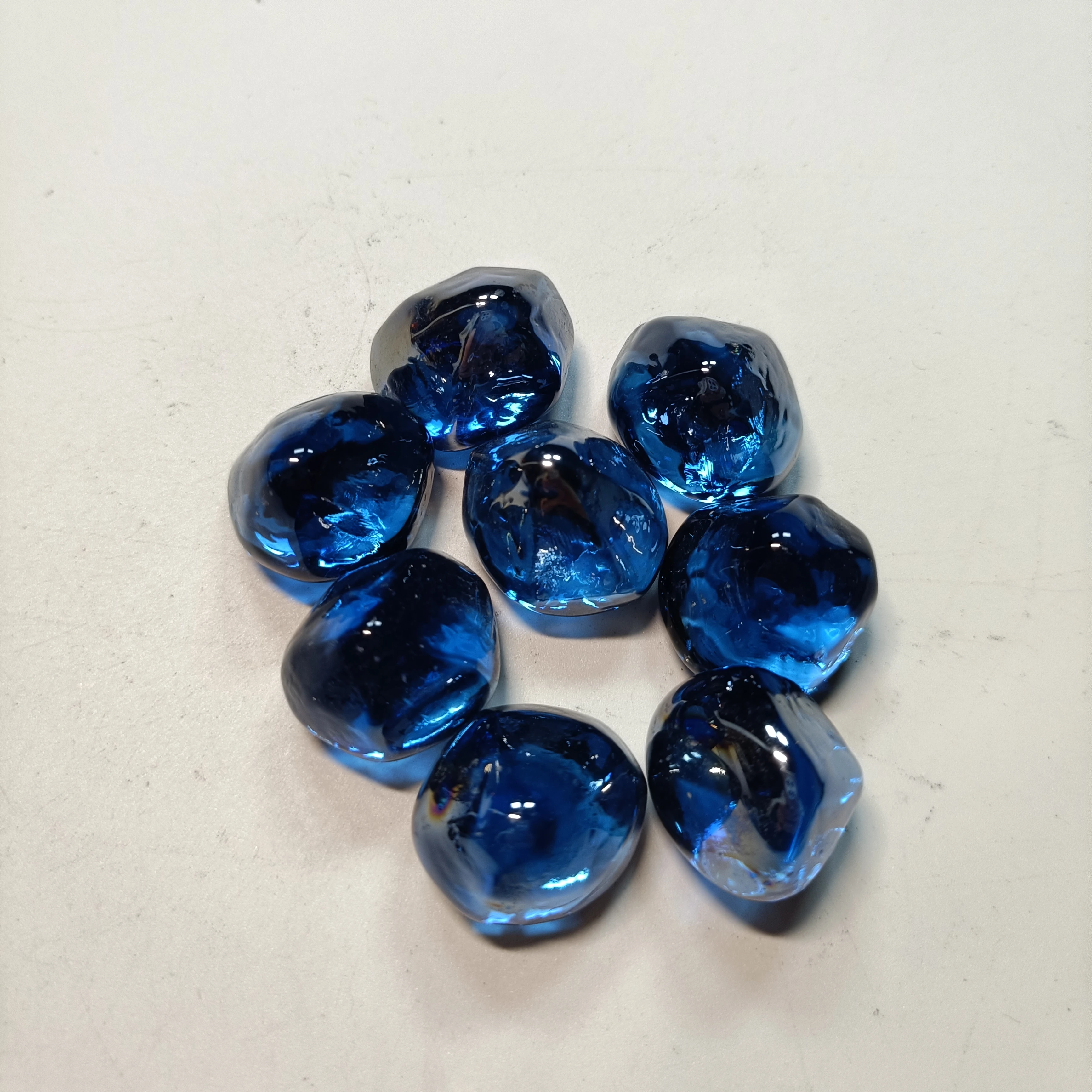 China Factory Sale Diamond Fire Glass Stones Reflective Blue Fire Glass