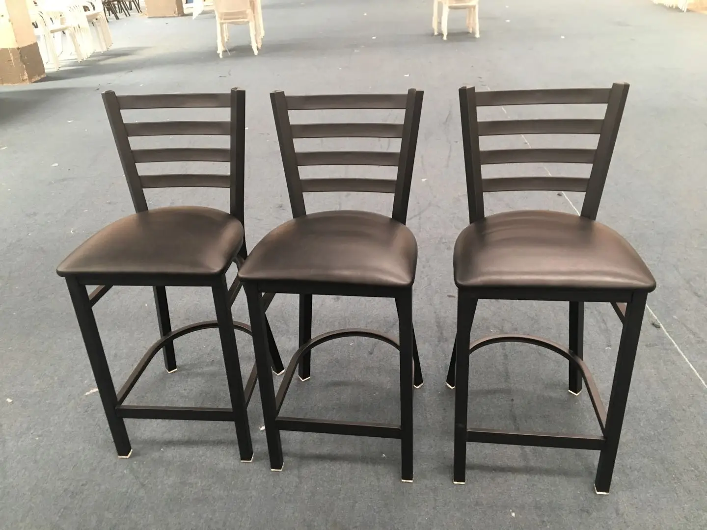 Commercial Bar Leisure Furniture Durable Metal Bar High Chair With Upholstery Seating For Restaurant Cafe Shop