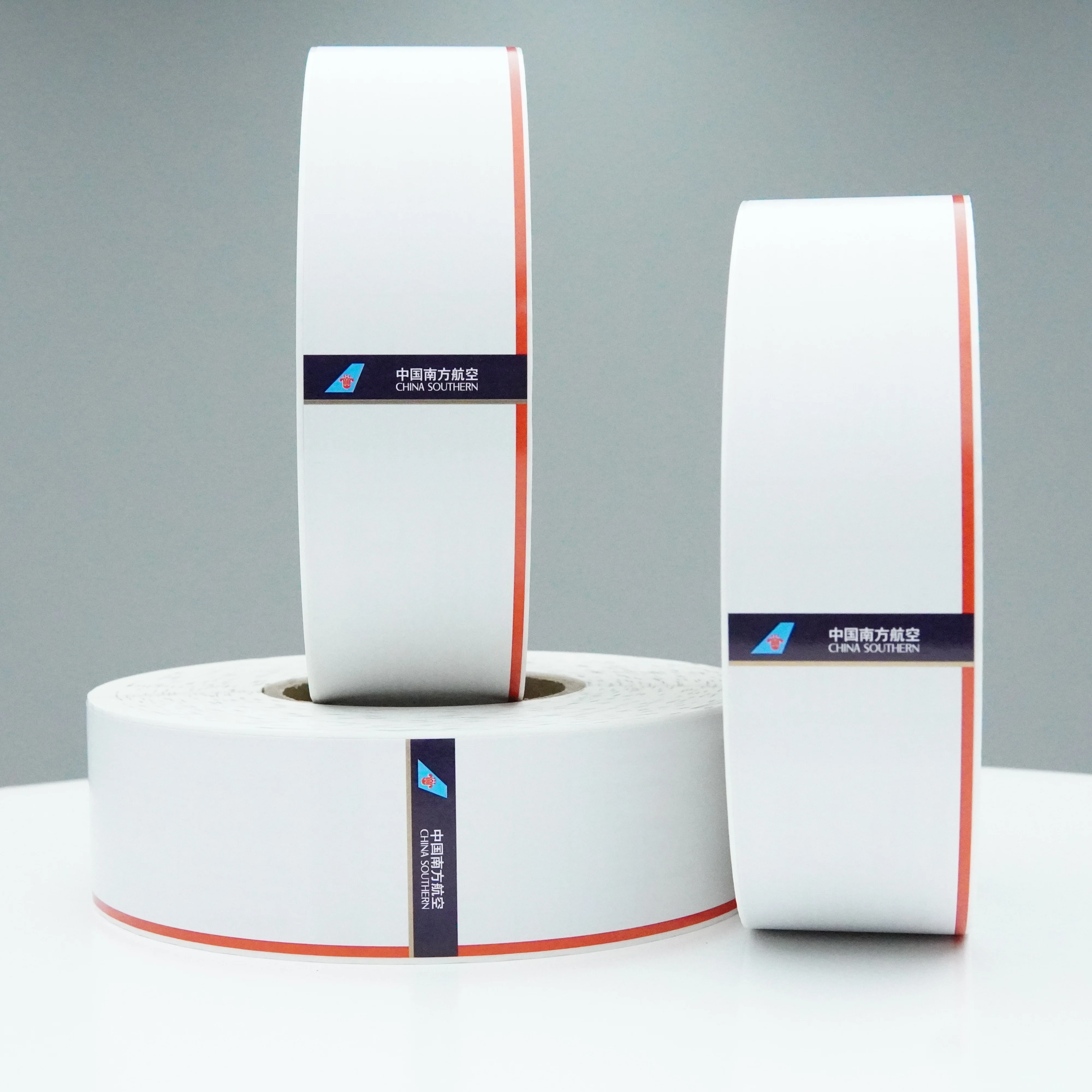 Пользовательская служба печати авиакомпании термобумага RFID тег uhf Bagage Tag.