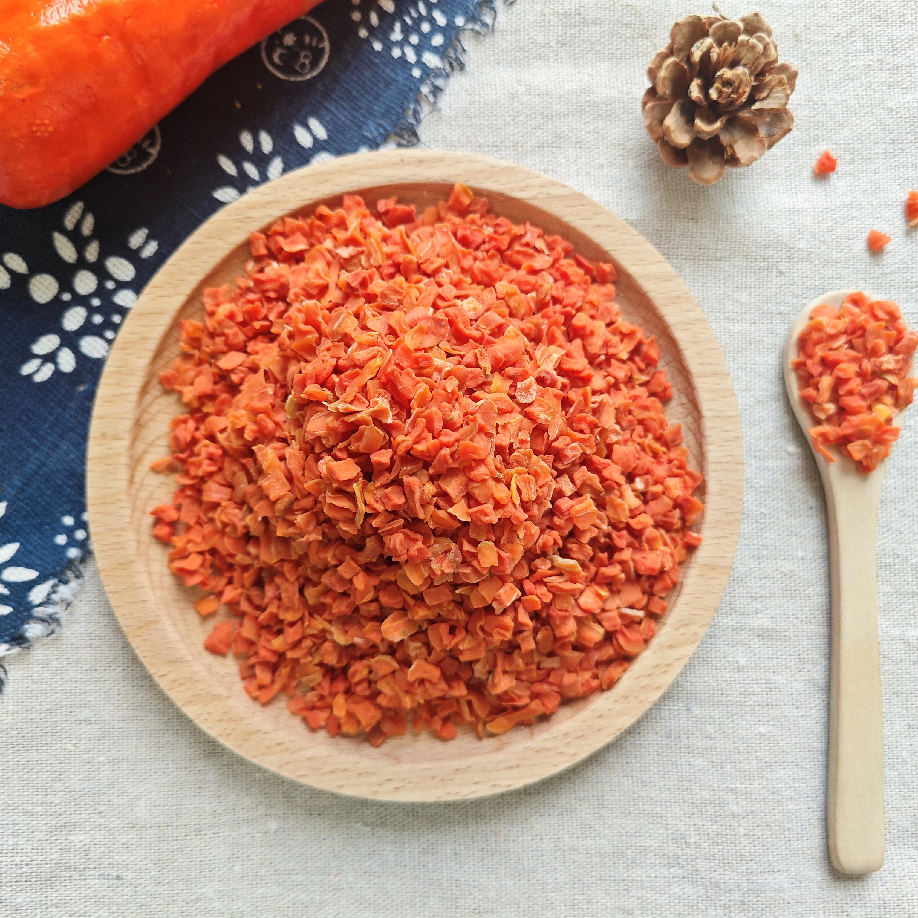 AD Air Dried Carrot Dehydrated Carrot Flakes Dehydrated Carrot Granules Food Grade Fast Food for Soups and Sauces Nany Foods