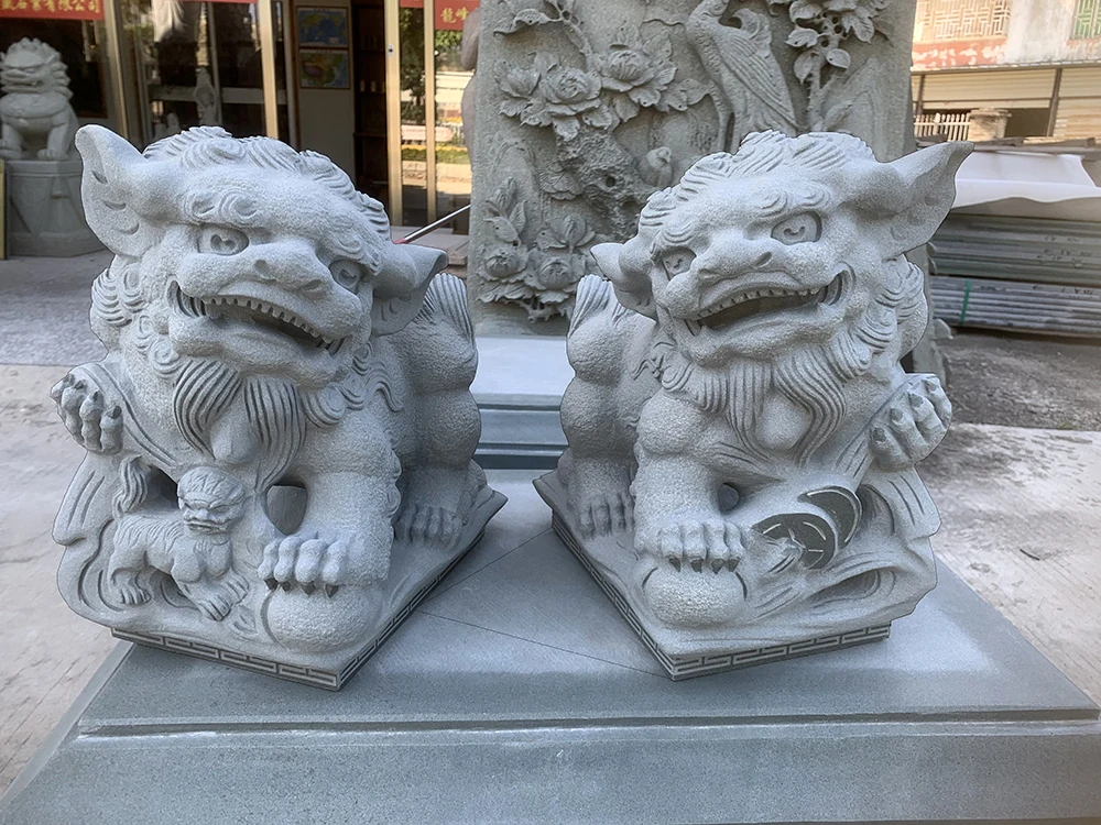 Factory Wholesale Temple Garden Outdoor Decorative Stone Granite Chinese Foo Dog Statue
