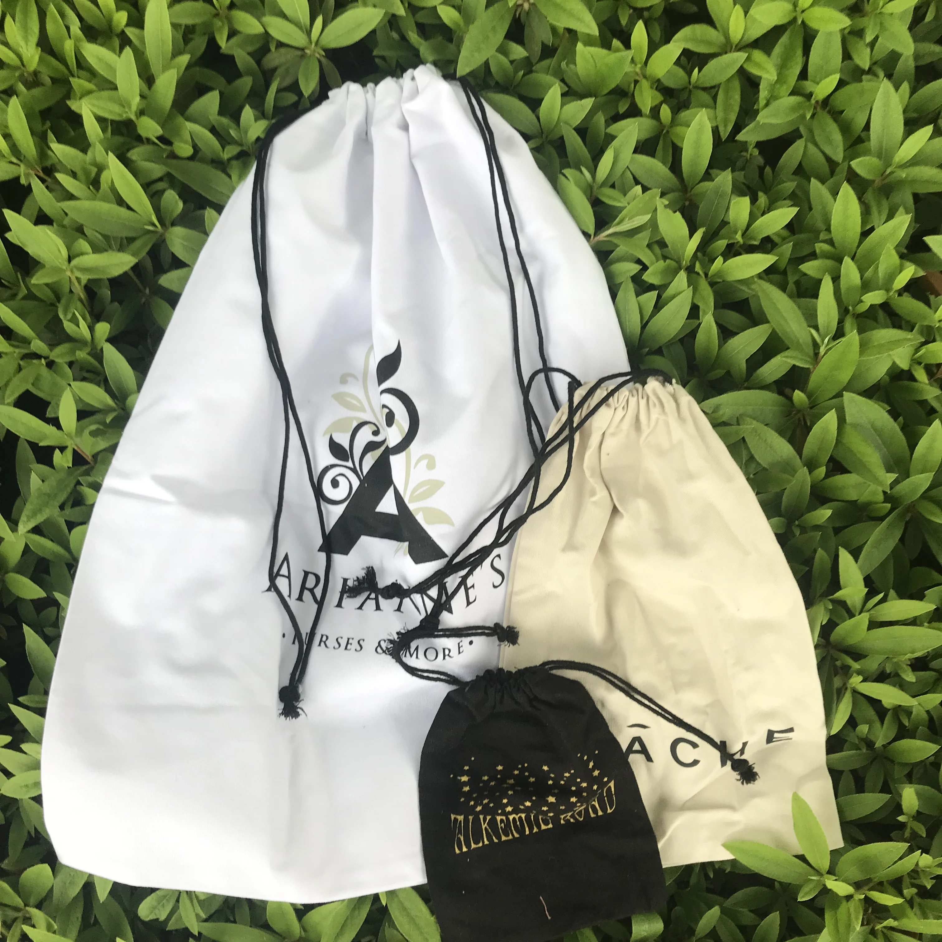 High Quality Custom LOGO branded Cotton Dust Bags with Rope for Hats Clothing Hair Handbag Shopping Packaging Drawstring Pouch