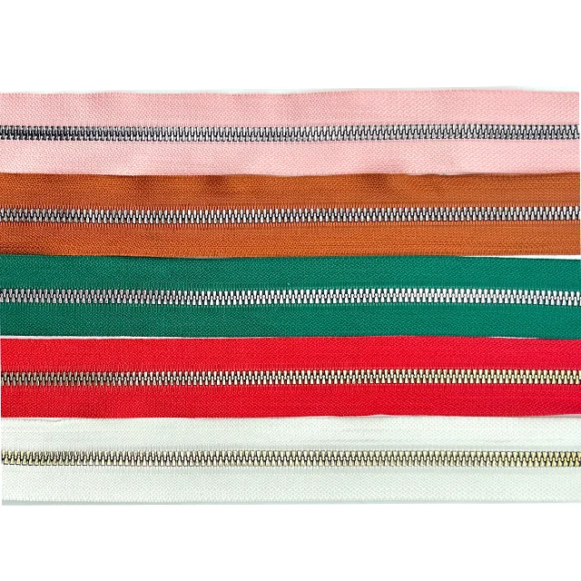 Factory Wholesale 3# 5# 8# Open End Zipper Metallization Film Zipper Chain Paste Gold Silver Film Metal Plastic Resin Zipper