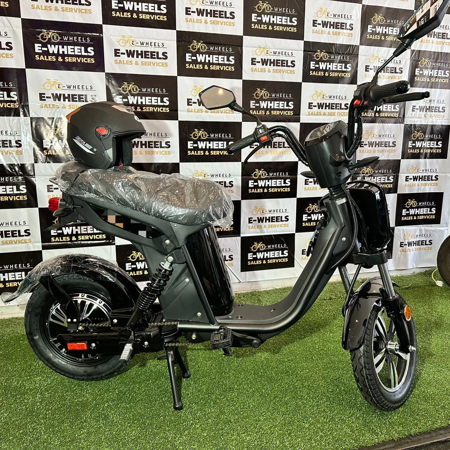 160KM Electric Bike 2025 Electric Moped Fast City Bike Scooter 500W 48V Electric Bicycle China Factory