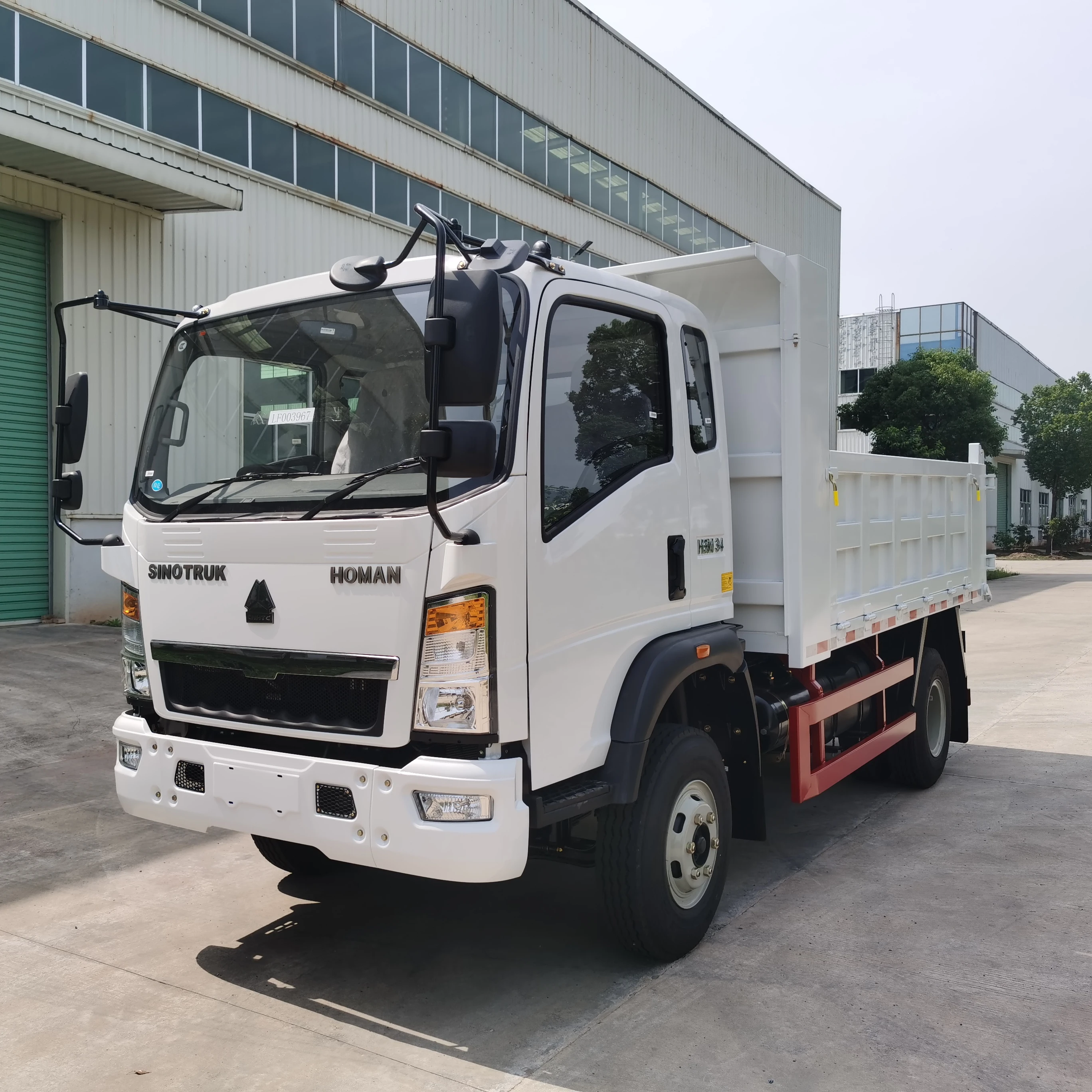 New Sinotruck Howo 3 Ton 5 Ton 7 Ton 4x2 Light Dump Truck for sale