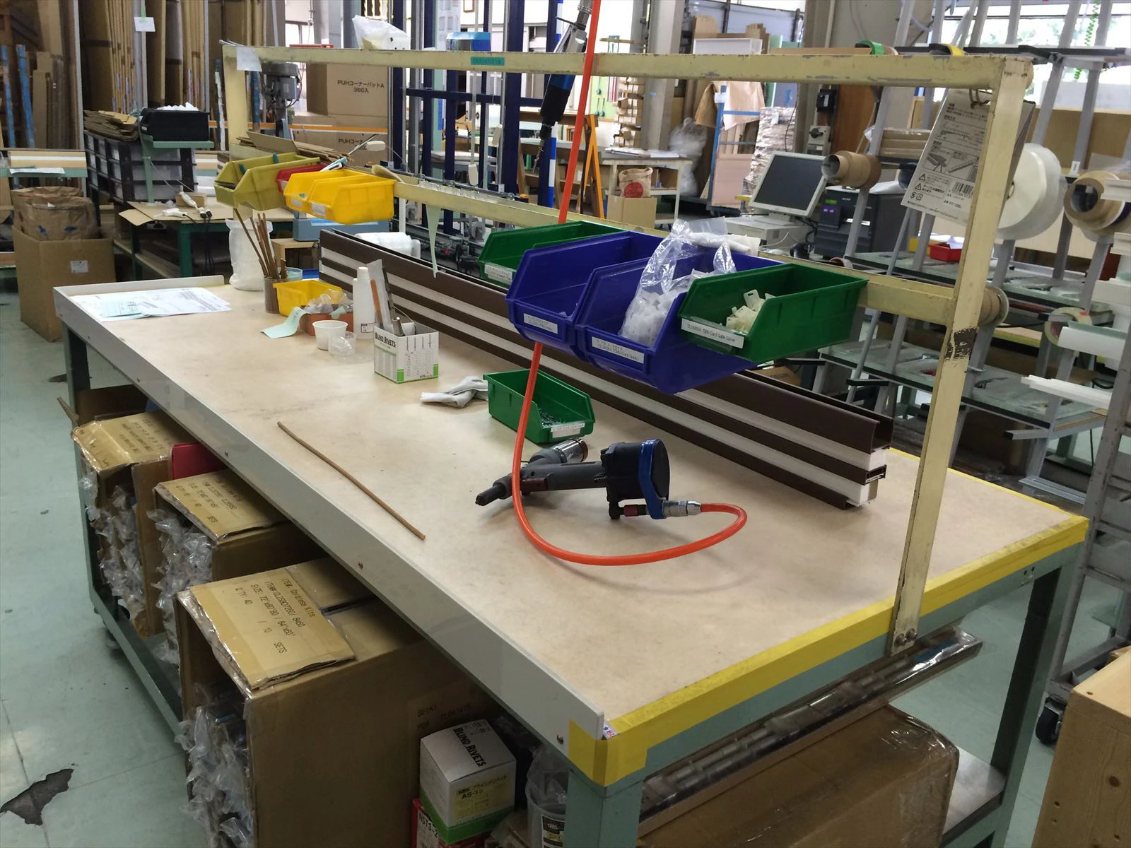 
Hot sale technology program boxes home furnature assemble service 