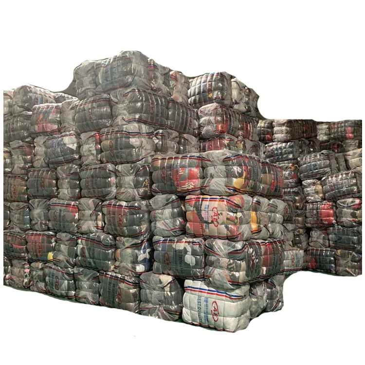 Second Hand Winter Clothes Container Mixed Man Woman And kids used  winter clothes