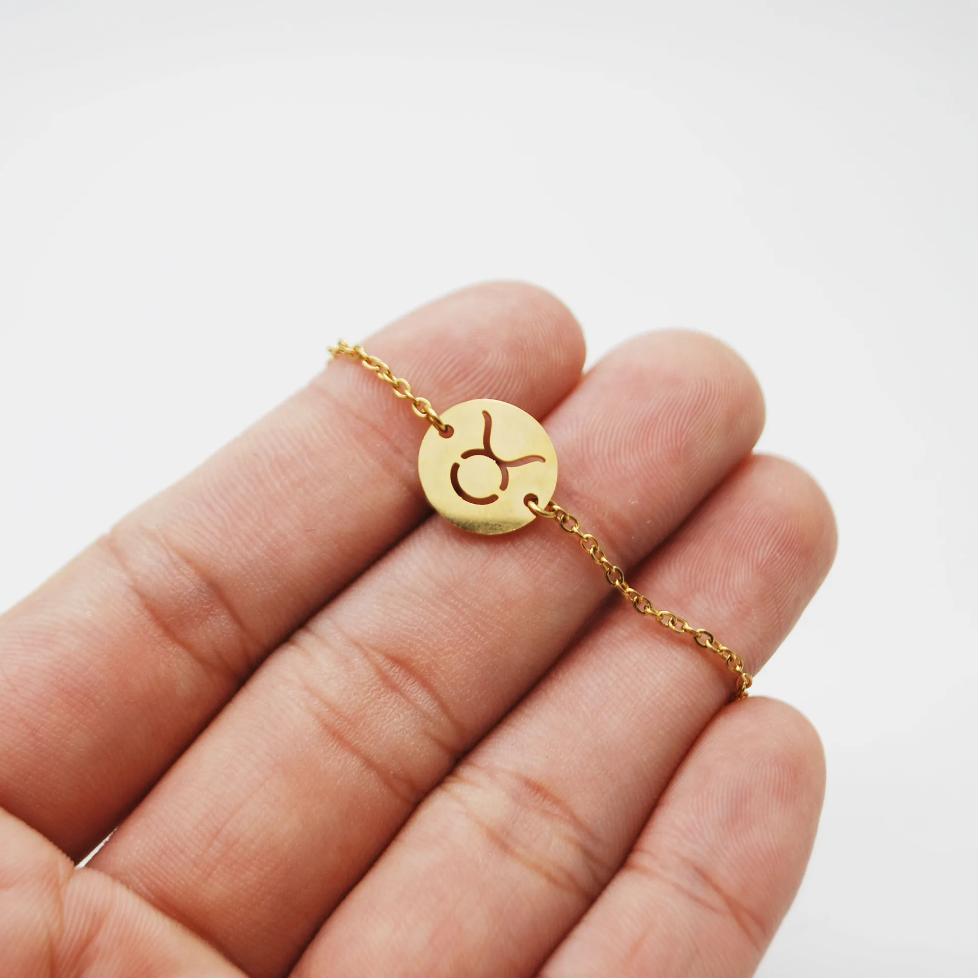 Trendy Women Zodiac Sign Bracelet Gold Color 12 horoscope Charm Bracelets Jewelry Birthday Gift