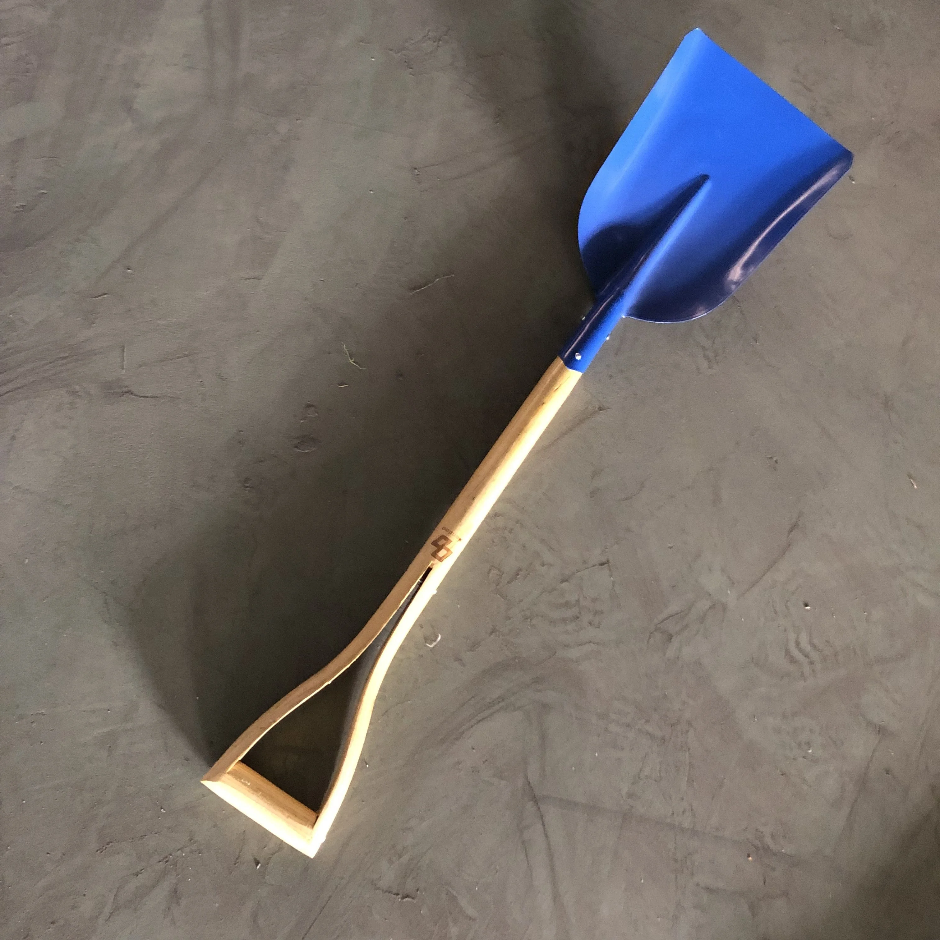 tangshan king tools South Korea market garden hand tool  wooden handle shovel metal steel handle shovel coal spade make in china