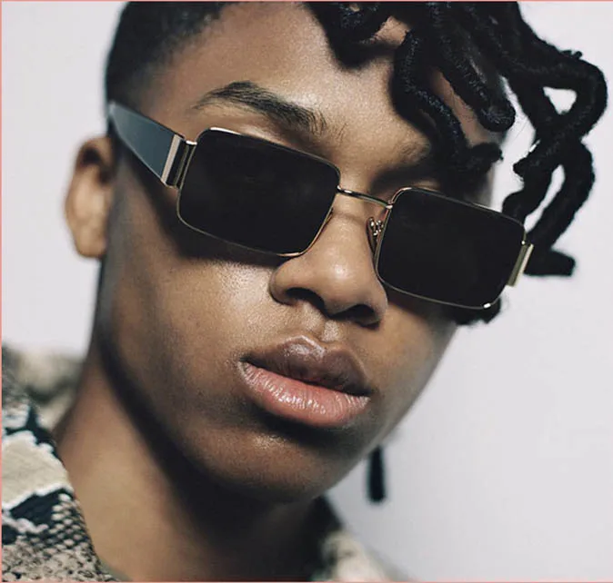 2021 newest fashionable ins style women shades metal frame square smart sunglasses