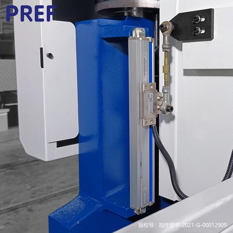 CNC Press Brake 110T 135T Sheet Metal Bending Machine with 6+1 Axis