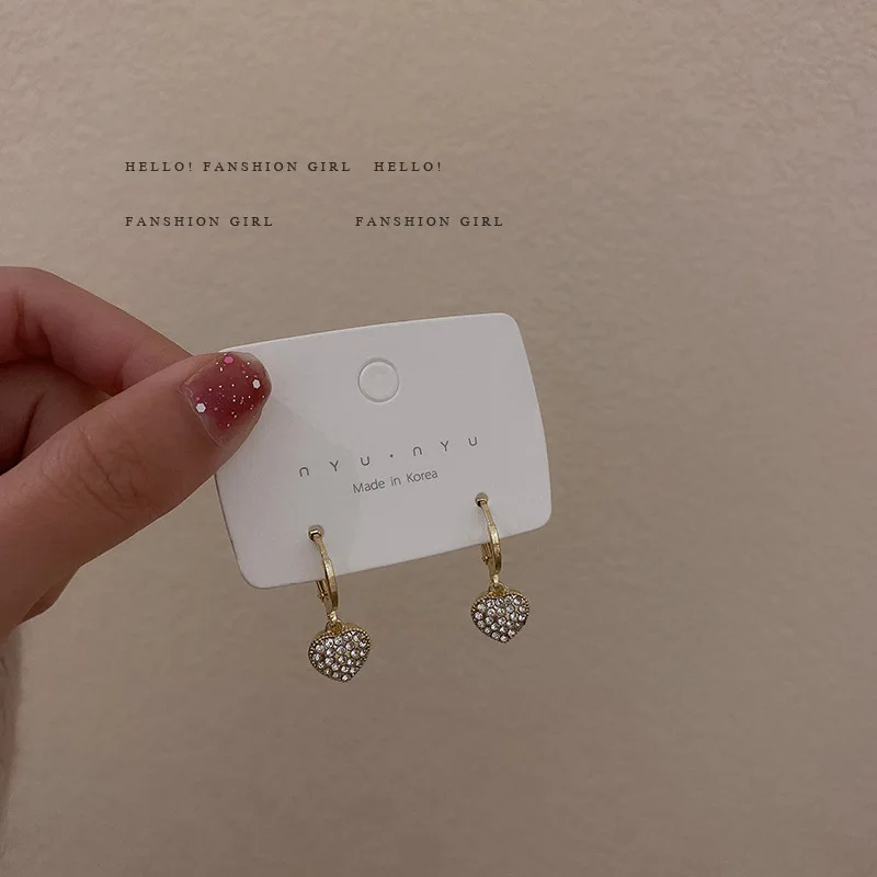 
2021 pearl new heart earrings fashion zirconium love heart earrings 
