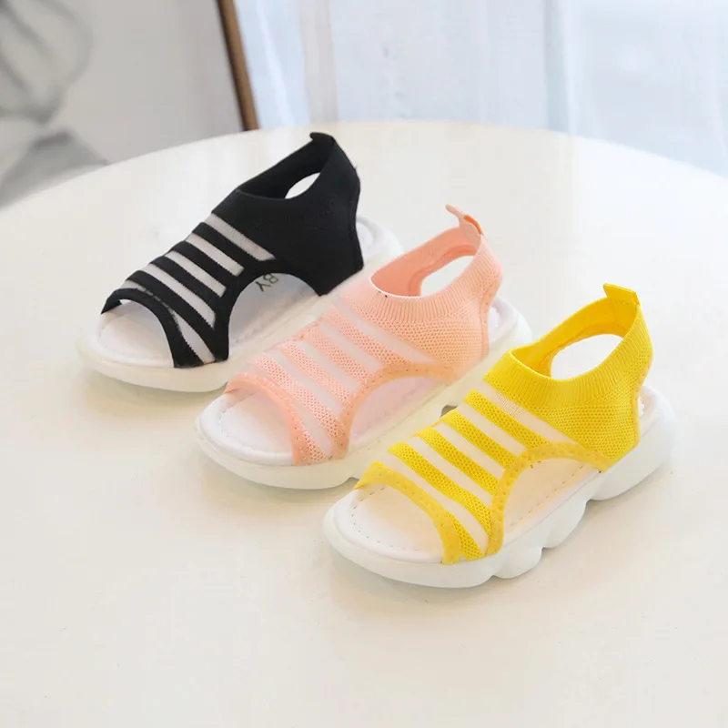 Middle Children Girls Beach Sandals Outdoor Fashion Kids Sandals  Weaving Soft Sole Open Toe Flat Shoes Summer Style