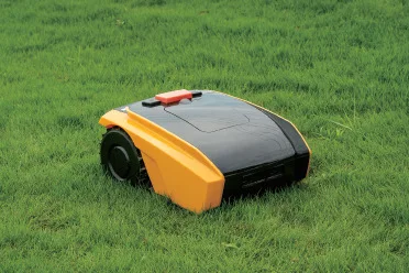 M18E High efficiency recharge electric wireless 1500 sqm THE ROBOTIC LAWNMOWER for mowing the lawn