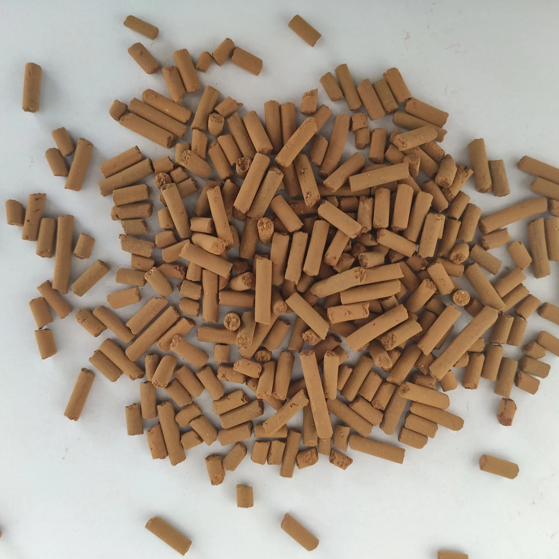HT-TT sulfide-removal adsorbent