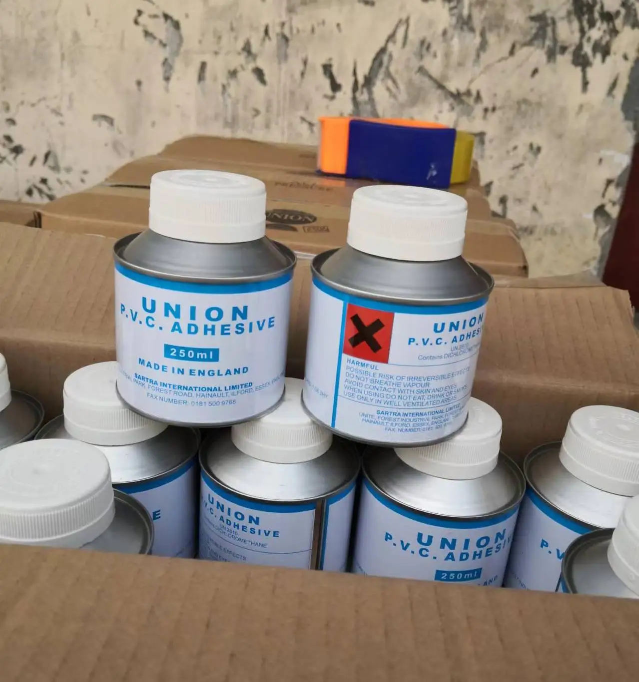 Cold Vulcanizing Rubber Bond Repair Adhesive for Cement Plant Conveyor Belt Product in the Adhesives & Sealants Genre
