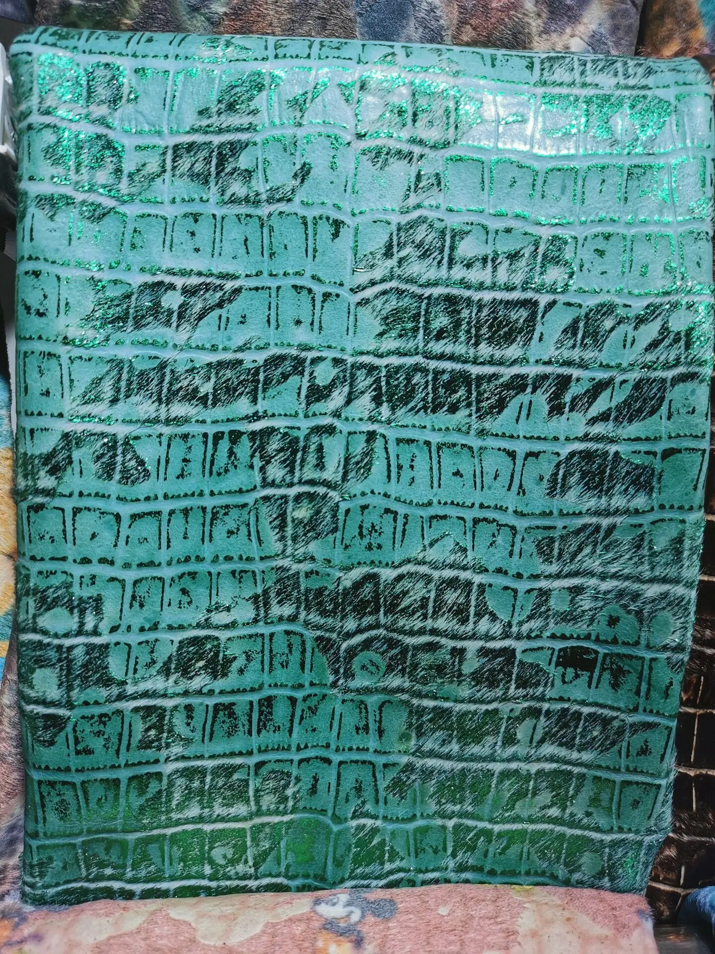 2021 New Arrival  Animal Leather Skin Natural Eco Dyed Alligator Pattern Emboss Genuine Horse Fur Skin Hide For Furniture