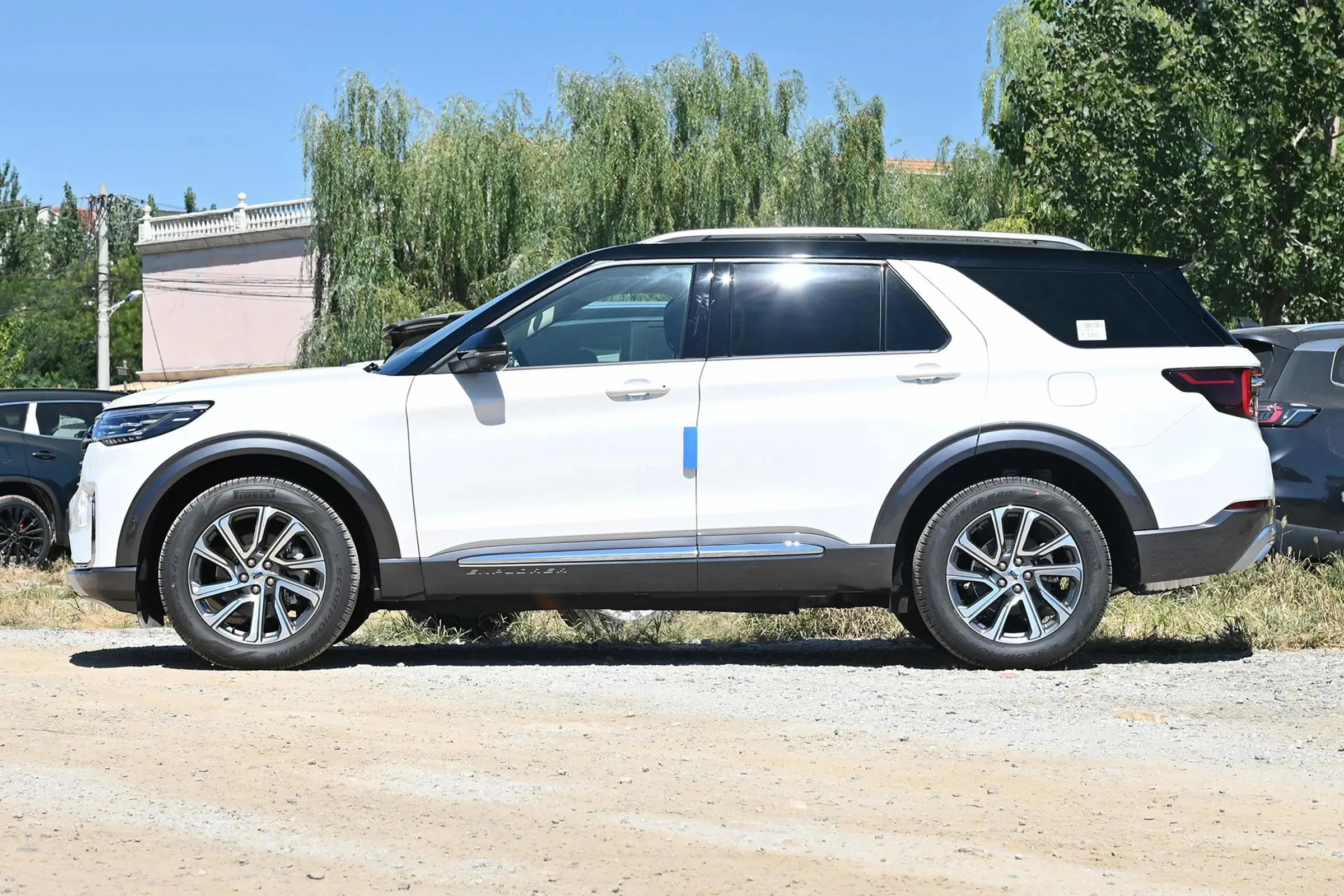 Новейший Китайский высокоскоростной бензиновый автомобиль Ford Explorer 5-дверный 6-местный внедорожник передний 4WD для взрослых