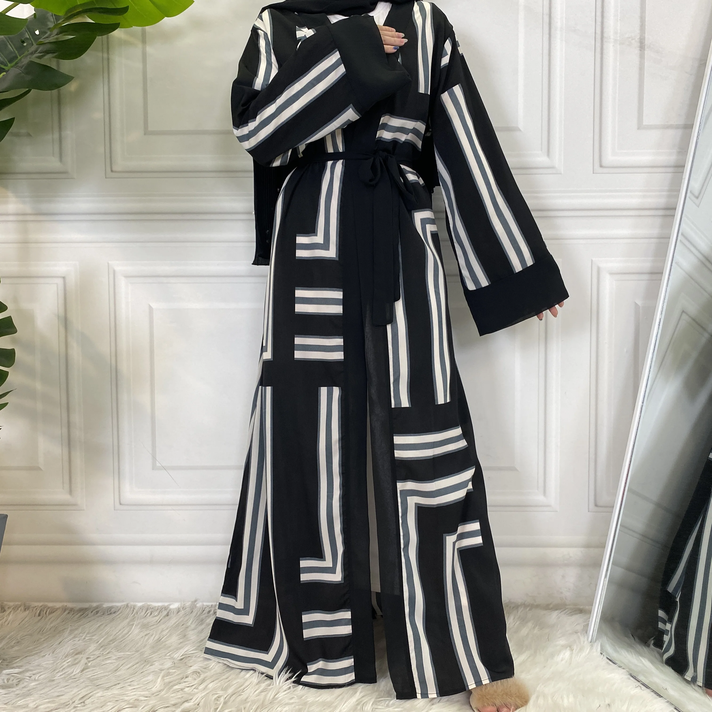 1666# Limited stock digital printing open abaya with matching belt long sleeve dubai kaftan for women