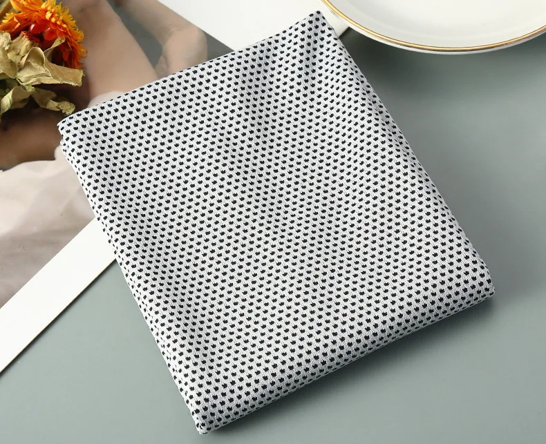Customized wholesale quick dry sports towel polyester breathable sport cooling ice towel instant cooling towel