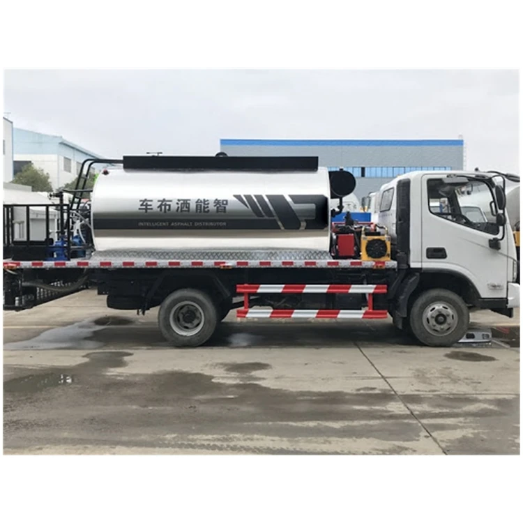12000L Intelligentized Rubber Asphalt Distributor Spray width 6000mm sale in Africa